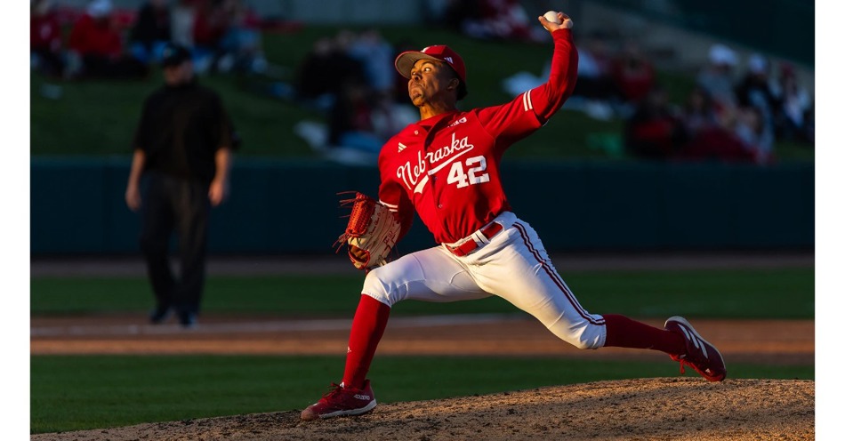 Early Deficit Costs Huskers on Tuesday